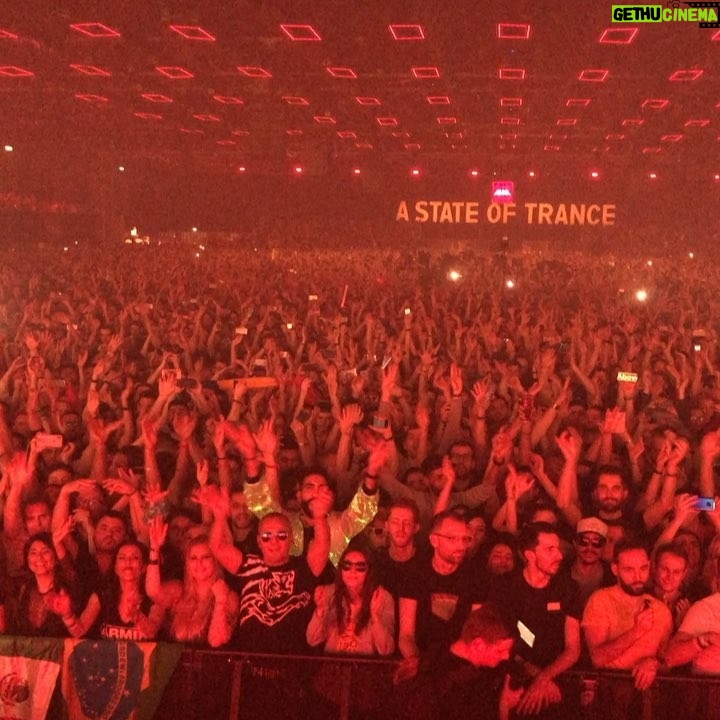Jono Grant - 2.9K Likes - #ASOT900