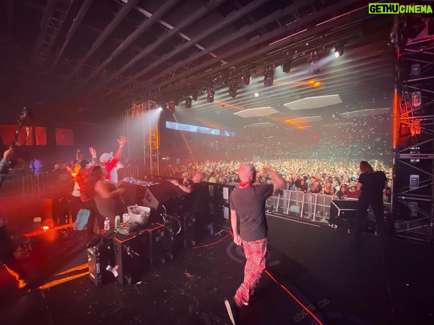 Jono Grant - 1.5K Likes - Good times in the awesome @echostagedc #Anjunafamily #AboveandBeyond