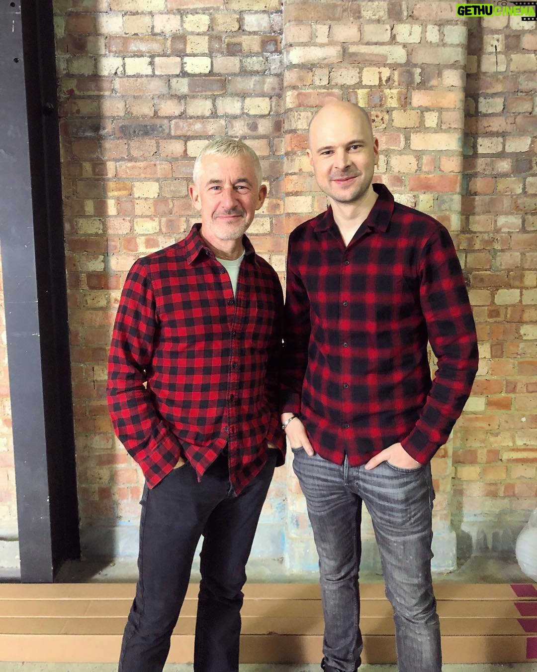Jono Grant - 5.3K Likes - Great minds! #LetsGoCutDownSomeTrees