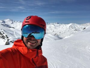 Jono Grant Instagram - Feeling very fortunate to have enjoyed some exceptional late season skiing in @les3vallees_officiel . Pure joy. Was also very happy to book in a lesson with Andy @snowlimitsskischool who definitely pushed @rohitdhaun and I along a bit! Next stop #Singapore ✈️ #OnTour #aboveandbeyond