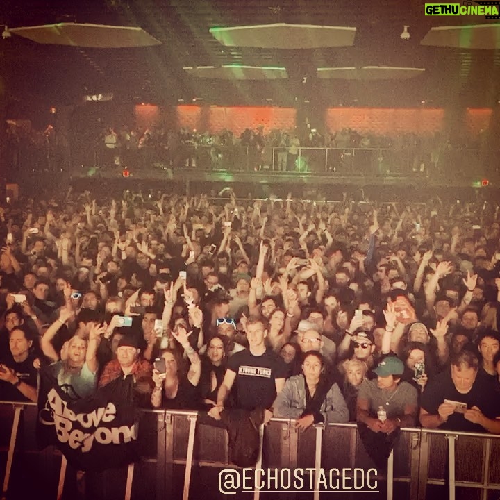 Jono Grant - 1.5K Likes - Good times in the awesome @echostagedc #Anjunafamily #AboveandBeyond