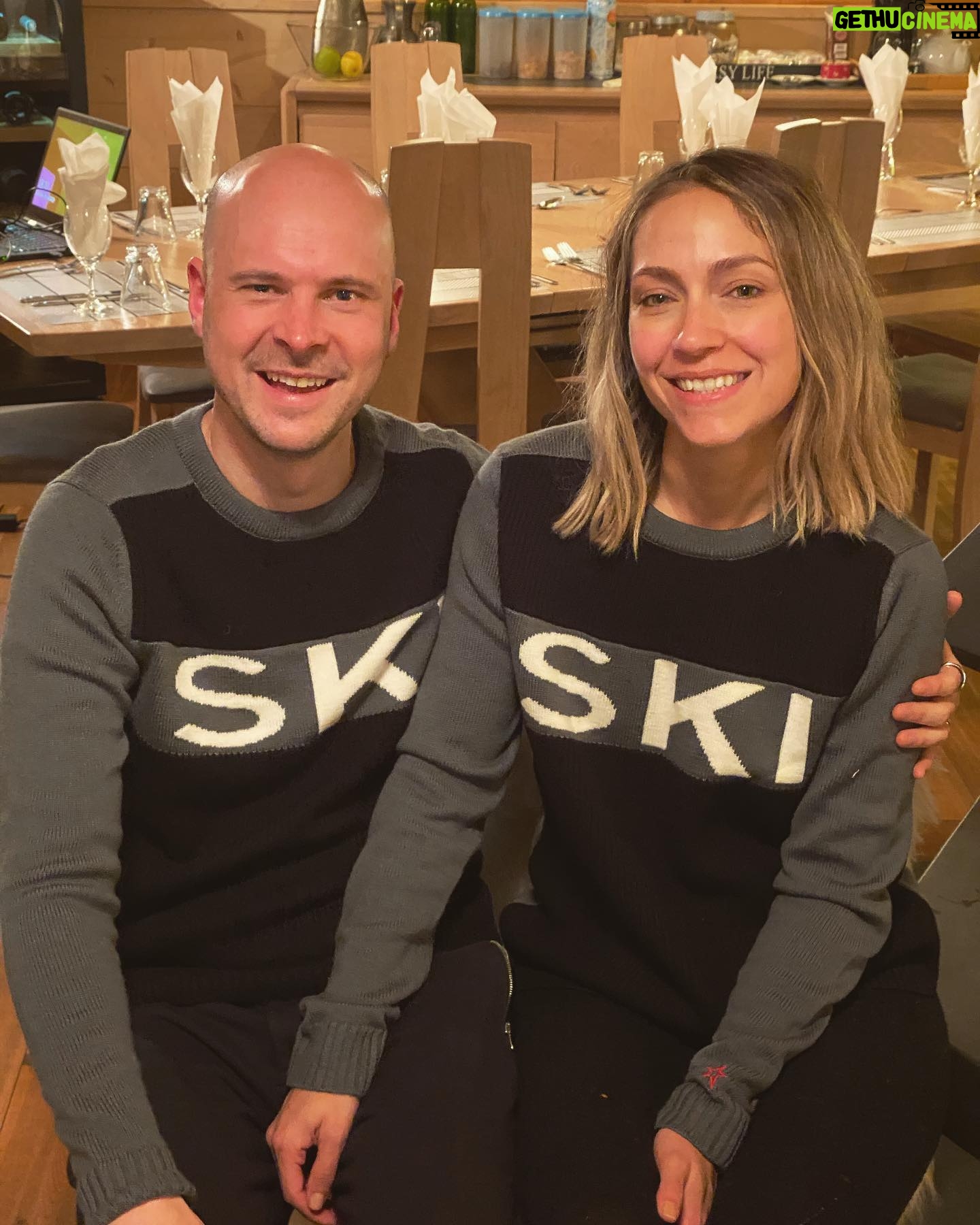 Jono Grant - 3.2K Likes - His & Hers!
#ski #twinning #perfectmoment