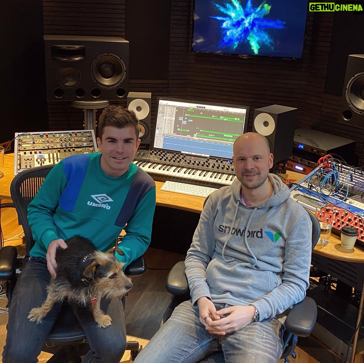 Jono Grant - 1.7K Likes - Great week of song writing with the super talented Sam @oppositetheother. That’s what it’s all about! #StudioTime #InTheZone #Terrier