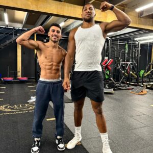 Jordan Gill Instagram - 📈