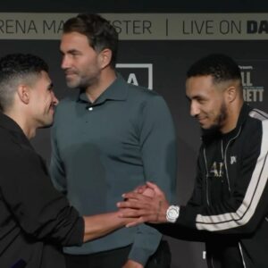 Jordan Gill Instagram - First Face Off 👀

The respect is there for our April 13 main event 🤝 

#GillBarrett live on DAZN 👊