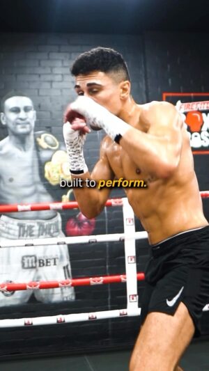 Jordan Gill Instagram - More than just a gym…⚡️

We pride ourselves on providing a top end facility for both… people looking to get / stay in shape & athletes looking to level up performance!

The community and mindset at BoxCross remains through both. Individuals looking to better themselves & enjoy doing it!🤝

🎥 - @kieranhiggscontent 

#boxing #boxer #boxinggym