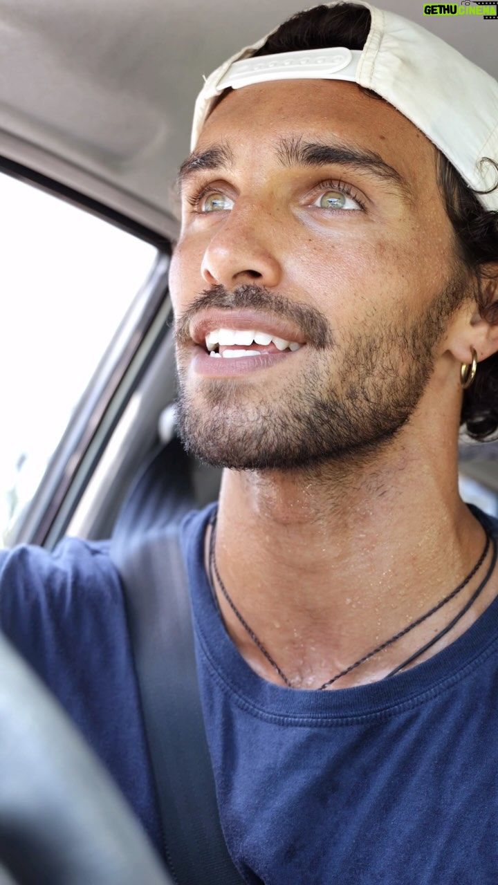 Jordi Webber - 2.1K Likes - This is a shout out to all the baristas out there, for bringing joy and love to this world 🌞☕️🌎
To many people, you are the first stop, the first face, the wake me up and start my day…So I just want to say ya’ll are absolute legends! And I hope people tell you that enough.
Simple gestures go a long way! 🙏🏼
And to all the superstars that let me capture them this morning - you guys are rad 🤘🏽 (p.s couldn’t fit everyone in the tags, so please tag if I’m missing em)
Stay groovy, Big Love ❤️