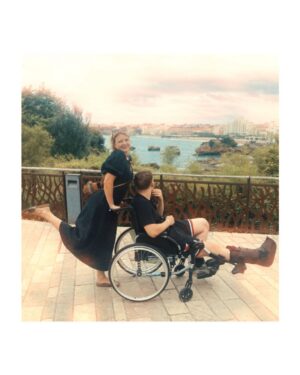 Jördis Triebel Instagram - Lemons and broken legs…!!!
Vacation at its best!

#france