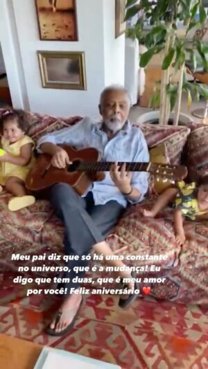 José Gil Instagram - Meu pai diz que só há uma constante no universo, que é a mudança! Eu digo que tem duas, a outra é meu amor por você! Feliz aniversário ❤️