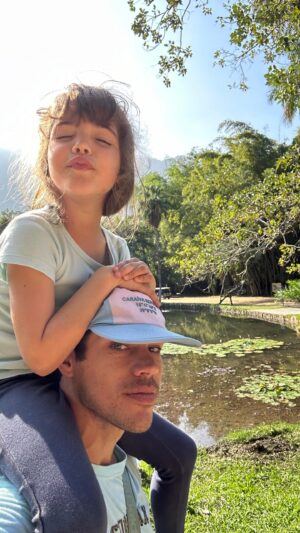 José Loreto Instagram - Eu e minha casquinha de bala 💞