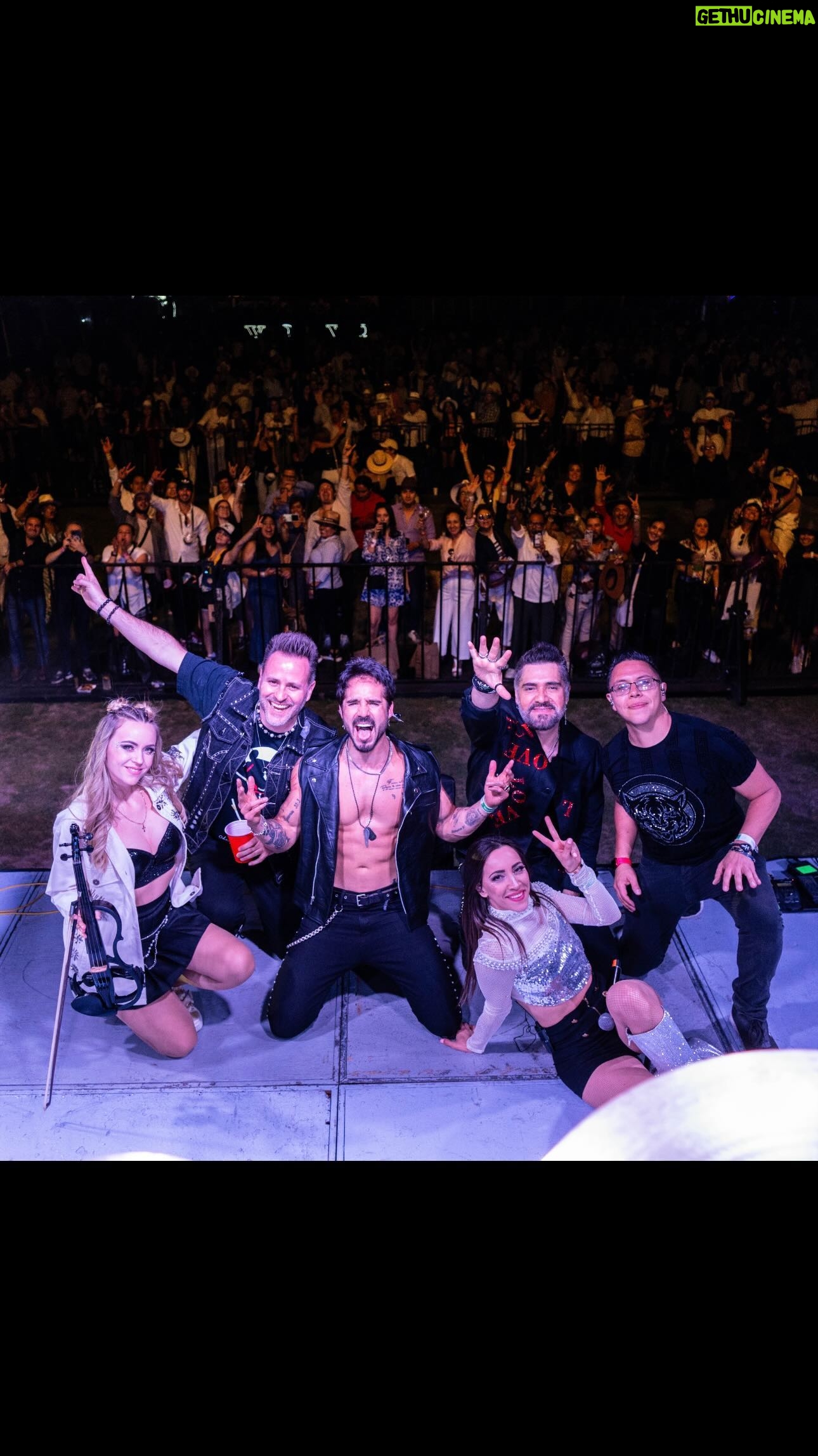 José Ron - 1.5K Likes - Arriésgate! La vida es corta y no te va a esperar 💥🧨
@koktel.band