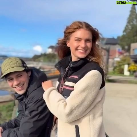 Josefina Montané - 10K Likes - Quiero volver! Que rico poder escapar de Santiago y llegar a un lugar donde la gente es tan cariñosa y amable 💕 gracias Puerto Varas y gracias @radissonpv por recibirnos.
📩 Reserva tu estadía en reservas@bookingradisson.cl o escribe al wapp: 56998716117