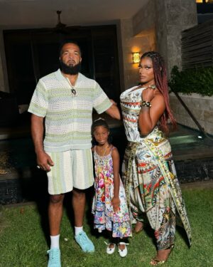 Joseline Hernandez Instagram - Spending days and nights in #puertorico with my family is so fulfilling 🙋🏽‍♀️🙋🏽‍♂️🙇🏽‍♀️