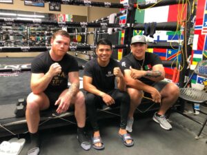 Joselito Velazquez Instagram - Mucho éxito mañana a mi amigo @canelo y entrenador @caneloteam  a hacer historia y poner el nombre de mexico en alto 🇲🇽 #noboxingnolife #boxing #canelo #canelocharlo #lasvegas