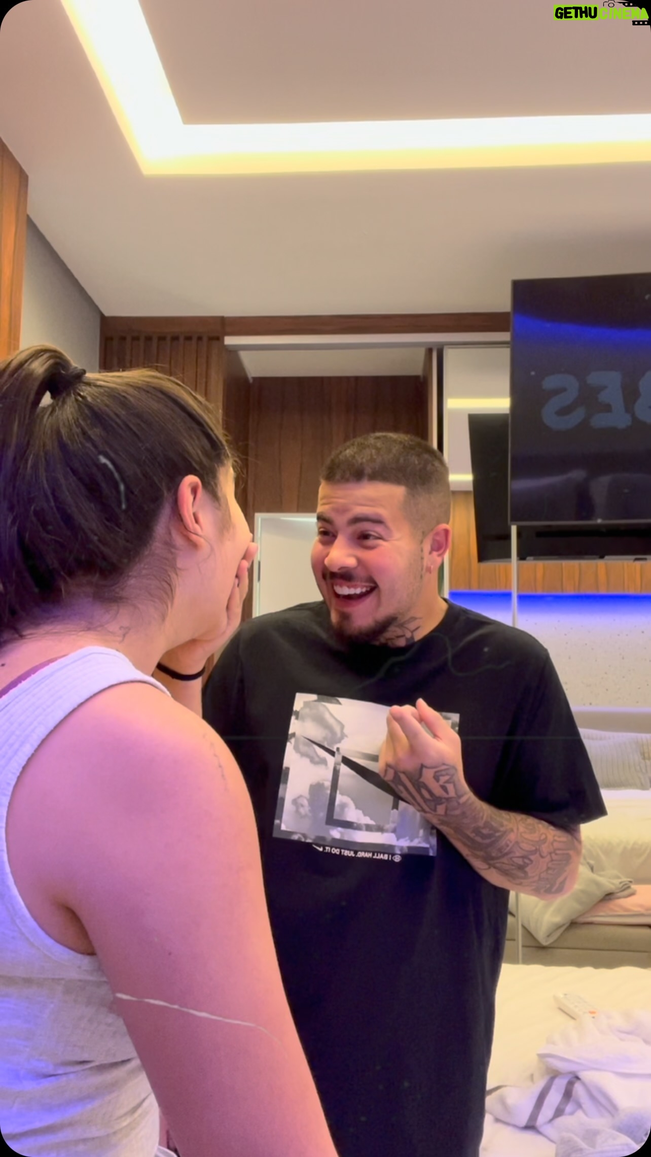 Jottapê - 500.8K Likes - E foi assim que descobrimos que o Samuel já estava entre nós 💙🥹