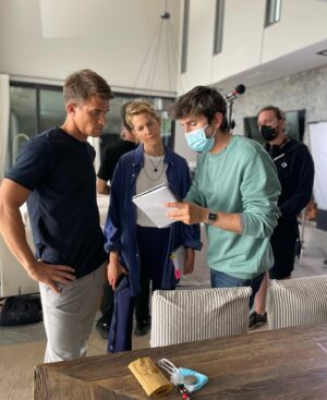 Juan Ignacio Cane Instagram - Hoy se estrena Barrabrava por @primevideolat !
Y espero que la disfruten, como todos nosotros de hacerla!
Admiro profundamente a cada uno de mis compañeros que conocí en este proyecto, compartí, aprendí y disfruté cada segundo!
Gracias @jesusbraceras , @florlimonoff por confiar en mi!! Gracias a mis compañeros TODOS!! 
Gracias a cada parte que hizo posible este proyecto que hoy sale a la Luz!!
Gracias 🇺🇾Uruguay por hospedarnos todos esos meses !
Gracias @cimarron_cine @primevideolat @davidblankla por hacerlo realidad!
Y Gracias a ustedes nuestro público que siempre están!
Salud!
Los quiero!
#barrabrava 
Espero no olvidarme de ninguno! 
Acá están….❤️por siempre!
@matiasmayer @gastonpauls22 @candemolfese @contreraspaloma @monicagonzaga10 @liz_solari @miguelrodriguez60 @gustigarzon @pabloalarcon.ok @neopistea @frijoyw @viole_narvay @msangelo @gabrielnicoli @danielortega_photos @pablo_staffolarini_ifbbpro @cristian.salguero.585 @negro_vallejos @arturo.villanueva1 @ximeetche4 @tinchopy @victorsosatraverzzi @camilucarella @lu_diazlamoglie @kbzaespel @brianpavan @flaviaquartino @lauraeliosoff @atobi @matias_andres_miller_ @carolina.dure @intinieto @_vicoki @marapaulon