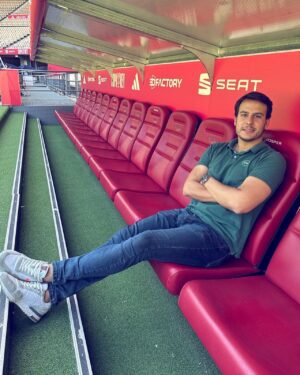 Juanfe Sanz Instagram - Experiencia inolvidable en Sevilla
Vivir desde el corazón de ‘La Cartuja’ la final de La Copa Del Rey es increíble.
@realmadrid VS @caosasuna ¿Quién ganará?

Siempre con @elchiringuitotv 

#copa #copadelrey #copadesumajestadelrey #lacopa #lacopamola #realmadrid #realmadridcf #osasuna #rmadrid #realmadridvsosasuna #final #elchiringuitodemega #lacopadelrey #soccer #futbol #tv #estadio #stadium #lacartuja #lacartujadesevilla #sevilla #sevillatieneuncolorespecial