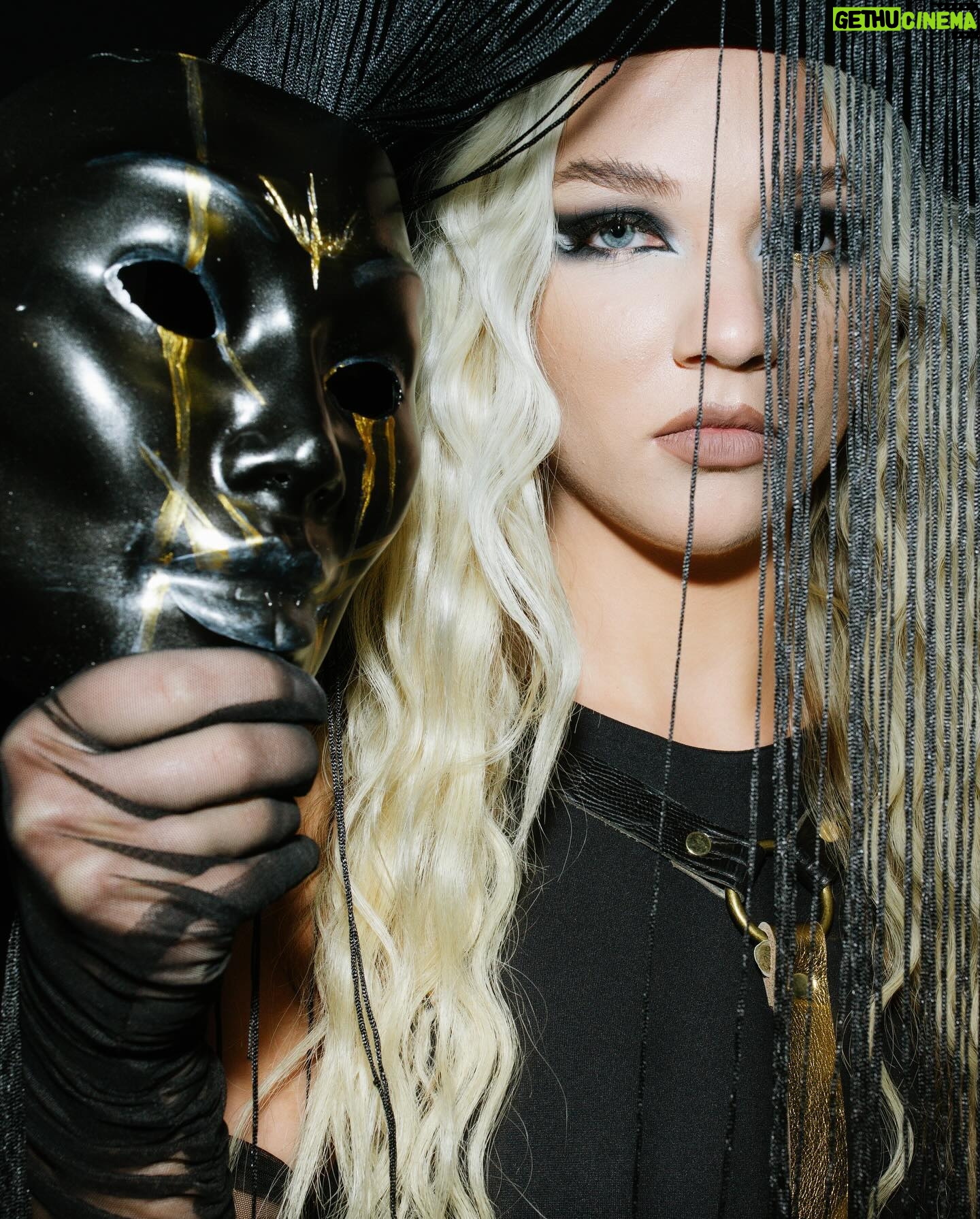 Julia Hart - 31.7K Likes - H A R T
//
After a breakout year in 2023, Julia Hart stands dominant as TBS Champion. Who will be next to step up & challenge her the House?