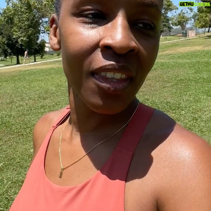Julie Adenuga - 7.6K Likes - 🎉 Happy > I’m an @on Global Partner < Day to me 🎉
From running to pilates to HIIT to strength & back to running again - catch me training in the best clothes & shoes from now on.
All those upright rows & deadlifts were not in vain - feels good to be strong & look 🥰😍
Looking forward to some fun events, meeting the team and becoming a cardio queen. 🏃♀️
#on #dreamon #ad