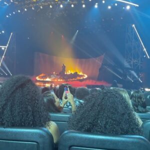 Julie Adenuga Instagram - Bloodclart. Where do I start? Hosted the blue carpet at the BET Awards for @bet_uk & @bet_intl 

I burst into tears when Marsha Ambrosius sang Superstar
My jaw was on the floor for the entirety of Victoria & Teyana’s performance
And Tyla is the winner of life

Had the best time ever!
Thanks for having me @betawards ❤️

Ps. It was 32 degrees & my face was still on when i got home. Thank you @meekkyle