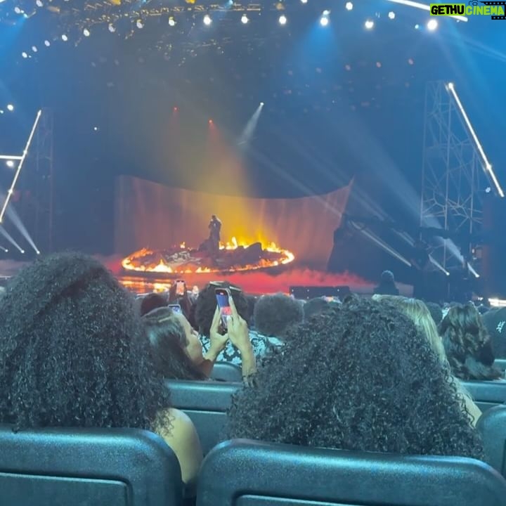 Julie Adenuga - 7.8K Likes - Bloodclart. Where do I start? Hosted the blue carpet at the BET Awards for @bet_uk & @bet_intl
I burst into tears when Marsha Ambrosius sang Superstar
My jaw was on the floor for the entirety of Victoria & Teyana’s performance
And Tyla is the winner of life
Had the best time ever!
Thanks for having me @betawards ❤️
Ps. It was 32 degrees & my face was still on when i got home. Thank you @meekkyle