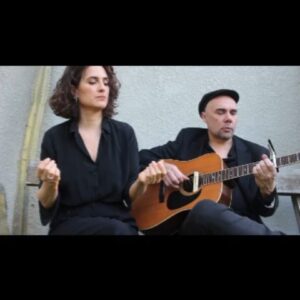 Julieta Díaz Instagram - Este fin de semana nuestro dúo se presenta en vivo en el departamento de Maldonado. 

El sábado 27 en @ochonudos.uy de Piriápolis, a las 20.30 y se reserva por el 097444070. ¡Cupos limitados! ☎️

Y el domingo 28 en @boxgarden.pde de Punta del Este, a las 21.30 con entrada libre y gratuita. 

Lo que suena es Serás peligrosa, último tema de nuestro disco Río 🌊 Filmado en Las Brujas por @marcelo.bertolini 🎥

¡Nos vemos ahí!

🥂