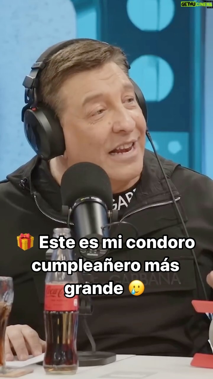 Julio César Rodríguez - 3.1K Likes - No me juzguen, ¿acaso ustedes nunca se han desubicado? 😂🤣 Cuéntenme aquí abajo cuál ha sido el peor regalo que han recibido!! 🎁 Capítulo imperdible de SERÉ WEÓN? ya disponible en el canal de YouTube de @somosyuly 💞🕺🏻