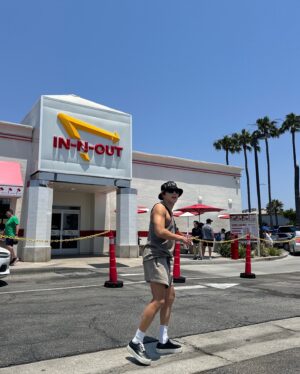 Jun.K Instagram - 🌴Hello LA🇺🇸

went through #LA to go to #MEXICO 🇲🇽
By the way let u know my In-n-out recipes 🍔
Double double animal style, extra toasted buns, extra lettuce, extra pickles, add chopped chilis. Well done for fries 😋 

#INNOUT #인앤아웃 #광고아님 🤣
#JUN_K #준케이 
#2024_SUMMER_ROOM_TOUR
#SUMMERROOMTOUR
📍2024.06.23 SUN @ KANAGAWA, JAPAN
📍2024.07.07 SUN @ KANAGAWA, JAPAN
📍2024.07.12 FRI @ MEXICO CITY, MEXICO
📍2024.07.14 SUN @ SAO PAULO, BRAZIL
📍2024.07.19 FRI @ OSAKA, JAPAN
📍2024.07.20 SAT @ OSAKA, JAPAN

See you on friday MEXICO te amo!!