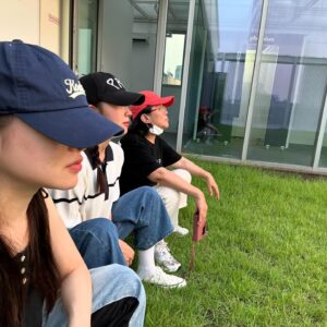 Jung Eun-ji Instagram - ☀️낮과밤이다른그녀막방🌙