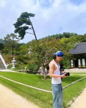 Jung Hyuk Instagram - 동네 이모의 핫한 양양 나들이