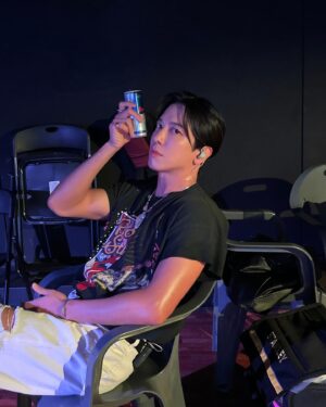 Jung Yong-hwa Instagram - 🙍‍♀️🙎‍♂️: @soundberry_festa 다녀왔는데, 씨엔블루 공연 진짜 엄청 재밌더라.