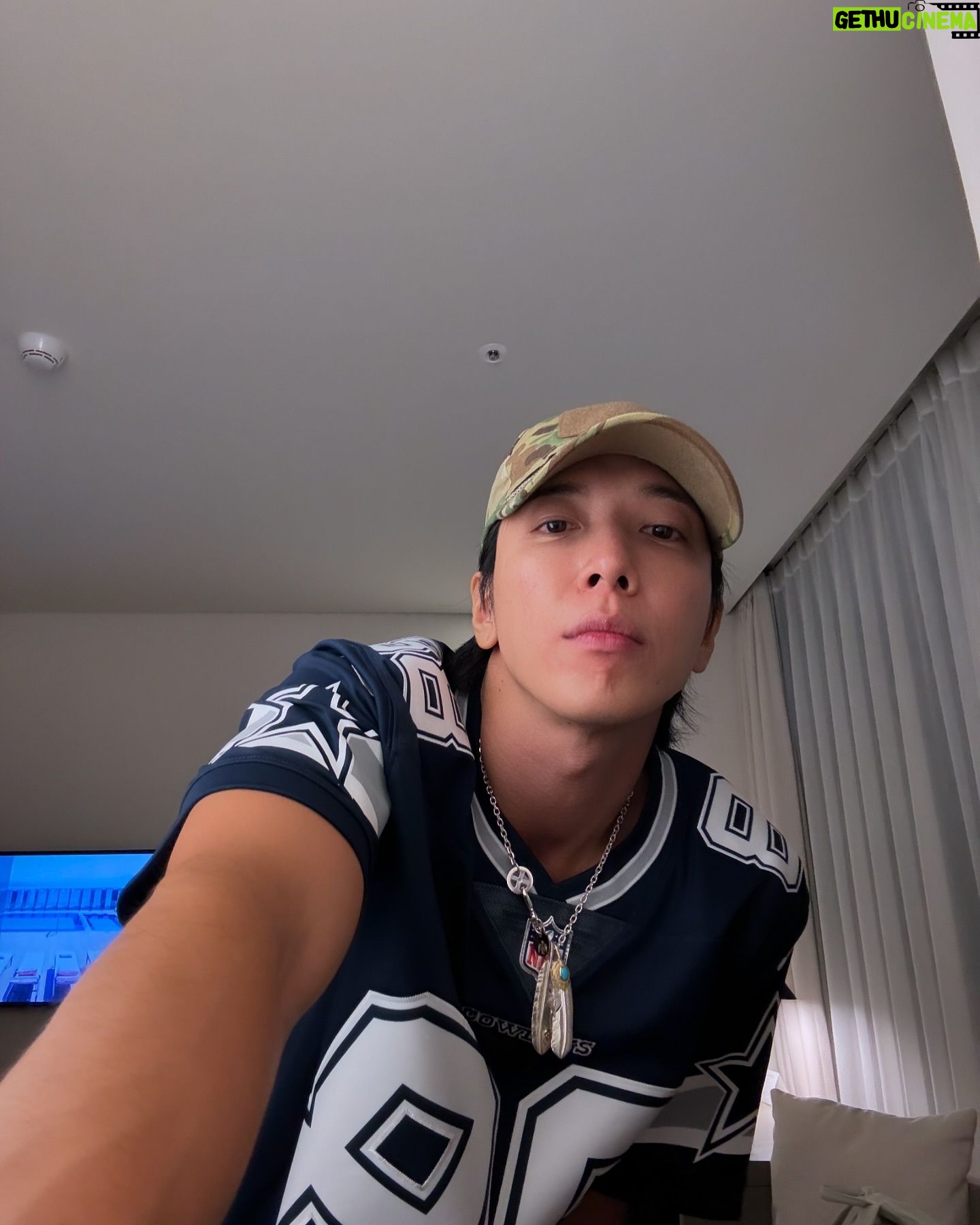 Jung Yong-hwa - 61.8K Likes - Awesome🌊 Welcom to my city 🌈 고무단 부산지부 완벽🫡 오늘 너무 즐거웠고 고마워용🫶 조심히 돌아가용☺️
