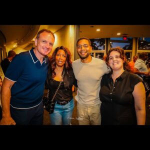 Jussie Smollett Instagram - Got to see and honor some folks I love. Thank you for having me and more importantly for all the work y’all do @danceforlifefestival @philltracy @desmondrich7 @betterbrothersla @amaad_institute @amfar @sjhealthca 🌹#HydeiaBroadbent #IvanDaniel #HintonBattle

📸 @stevesimage & @3lwtv