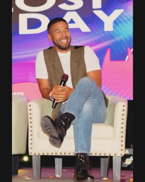 Jussie Smollett Instagram - Beautiful time in ATL with @msvfox, @jabariredd & @coreyknott screening @TheLostHolliday for our @ielevate_ family. 

Thank you @bishopocallen & @rashadburgess for always creating space for us and to @onyxkeesha for moderating. Until next time… #TheLostHolliday

📸 @jeremiah_drummond ✨