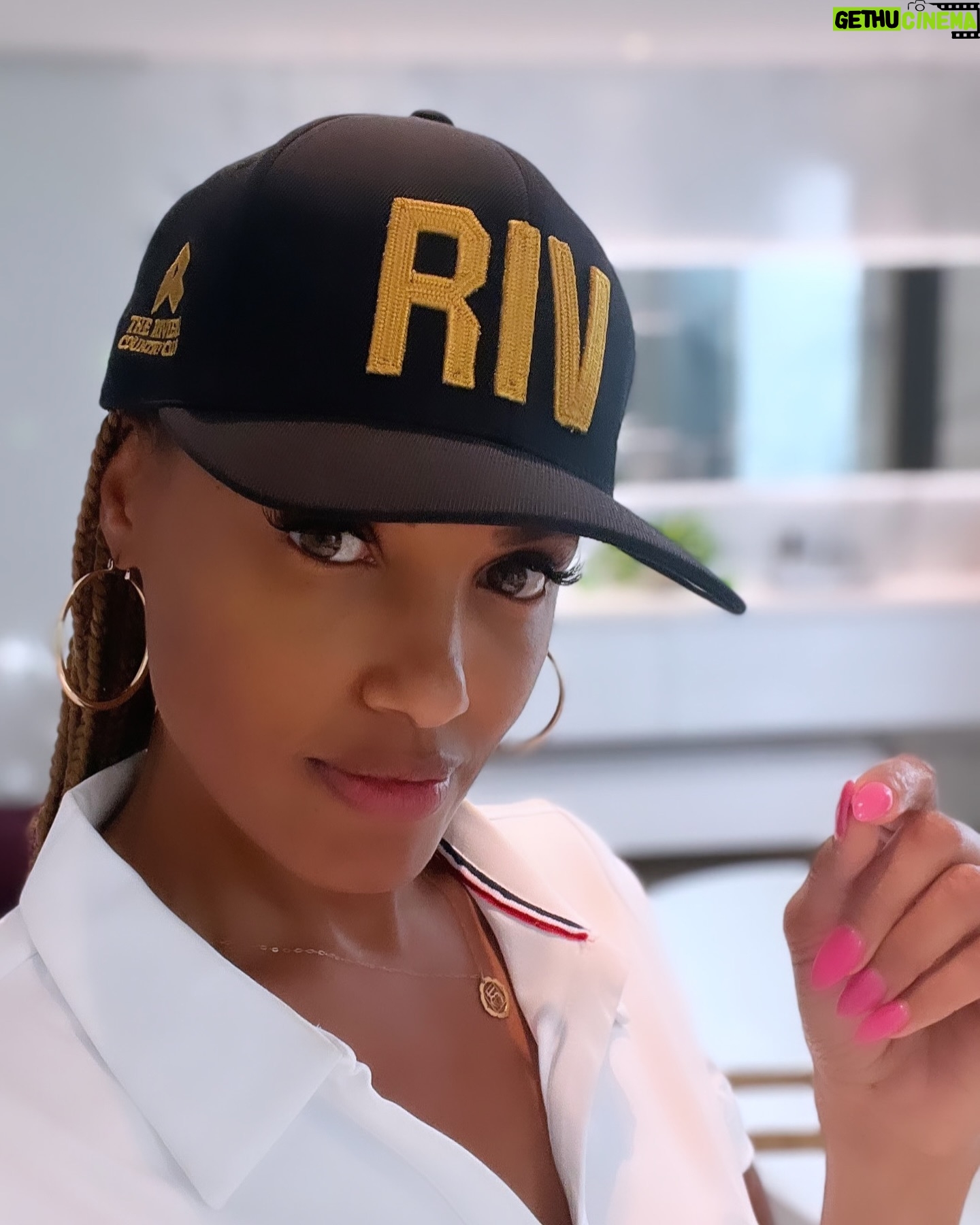 K.D. Aubert - 3 Likes - ⛳️Guess who played a round at "the RIV"? ⛳️
#TheRivieraCountryClub #MadameAubert #IYKYK #TheGolfingActress