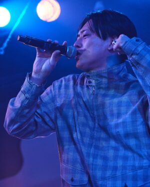 KEN THE 390 Instagram - 早く次のLIVEがしたいですねー！📸📸📸
#kenthe390