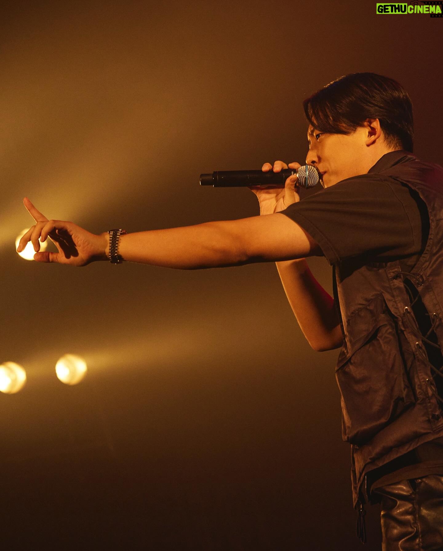 KEN THE 390 - 1.5K Likes - みなさん3月2日のご予定どうでしょうか??
KEN THE 390 Unfiltered LIVE 2024
チケット一般発売が始まりました!
今の自分の全てが見せられるのがこの日だと思うので、
しっかり準備して、過去最高を目指してチャレンジします!
ぜひ会場に来てくださいね!
#kenthe390