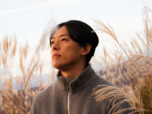 KEN THE 390 Instagram - 2023年ありがとうございました！

みんなはどんな一年でしたか？？

僕は新しいことにたくさん挑戦できた、とても充実した一年でした。

本当に人に恵まれて、感謝です。

2024年はかけてもらった期待にしっかり応えながら、さらに自分自身に磨きをかけていきたいと思います！

まずは、3月2日東京ワンマン！！
みんな来てくださいね🙏