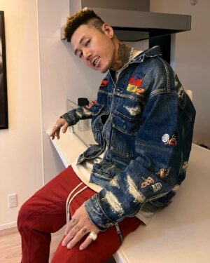 KOWICHI Instagram - 🪑🪑🪑