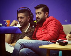 Kadri Beran Taşkın Instagram - Bu adamlar nereye bakıyor?