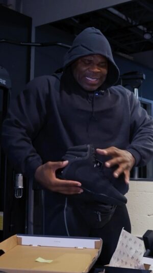 Kai Greene Instagram - LOCKED IN 🔐
You are the master of your destiny. No one can dictate your path only you hold the power. Break free from the norm and become your best with @ryderwearshoes newest D-Mak Rogue 2.

The choice for dominating the iron and proving that you don’t need anything but your own will to succeed.

Extra 15% OFF
Code: KAI15

#KaiGreene
#ThoughtsBecomeThings
#Ryderwearshoes
#Ryderwear