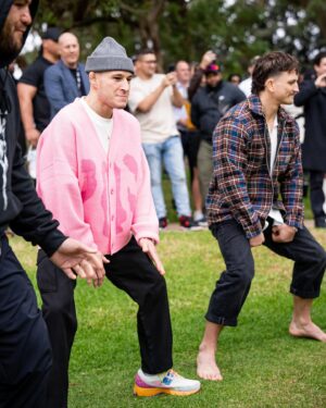 Kai Kara-France Instagram - Nau mai, haere mai! 
Acknowledging the indigenous iwi of the land and connecting to the whenua. Mauri Ora! #ufc305