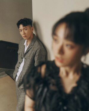 Kai Ko Instagram - 那些年，我們一起追焦

如果柯以我想和你回到那天相遇
讓時間廷止那一場雨

柯震東 X 許莉廷 

@harvest9roadent