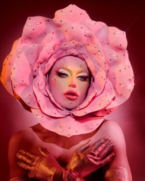 Kam Hugh Instagram - 🌷Garden of time🌷
——
🌷: @jan_eneskey
📸 @ranobrac
#metgala #metgala2024