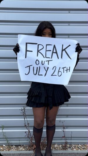 Kamille Instagram - freak. out FRIDAY 🔥🔥🔥 featuring some very special friends 👀 

pre-save it if u a freak 🔗 link in bio.

co produced by @trejeanmarie , @mnek & myself 🖤
co written by me & @tomimusic 🖤
vox & bv magic by @rameraaa ✨
mixed by @trejeanmarie mastered by @grandjeanmanon 💥