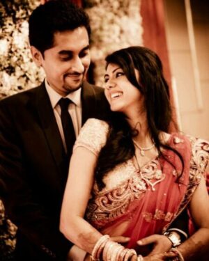 Kamna Jethmalani Instagram - And 11 years just went by ……. Wishing you a very happy anniversary! 11 years is definitely a big big number . 

All I want to say is Thank you for always being there. You are definitely my pillar, my strength 😊 
Highs and low’s I know you will be by my side ! 
Thank you for our 2 beautiful girls ♥️ We love them ! 
We have created some wonderful memories and will continue to do the same ! 
Happy 11 and god bless us !

@surajnagpal
