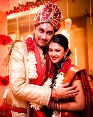 Kamna Jethmalani Instagram - And 11 years just went by ……. Wishing you a very happy anniversary! 11 years is definitely a big big number . 

All I want to say is Thank you for always being there. You are definitely my pillar, my strength 😊 
Highs and low’s I know you will be by my side ! 
Thank you for our 2 beautiful girls ♥️ We love them ! 
We have created some wonderful memories and will continue to do the same ! 
Happy 11 and god bless us !

@surajnagpal