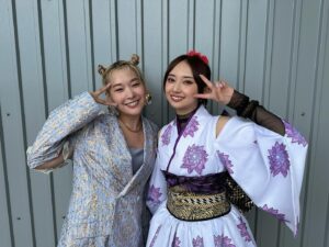 Kanako Takatsuki Instagram - 共演者の皆さんと📸
他の方々ともお話したりできたのはいい思い出🫶💙
うちらのスター🌟セリコちゃんとは時間合わなくて写真撮れなかったからBGMに設定した🥹🎧笑

#アニレヴ #anirave