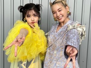 Kanako Takatsuki Instagram - 共演者の皆さんと📸
他の方々ともお話したりできたのはいい思い出🫶💙
うちらのスター🌟セリコちゃんとは時間合わなくて写真撮れなかったからBGMに設定した🥹🎧笑

#アニレヴ #anirave