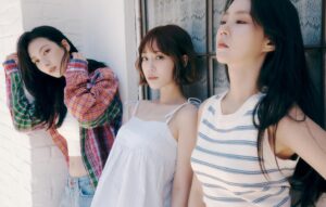 Kang Ji-young Instagram - 💜🩷🧡💚💛💙